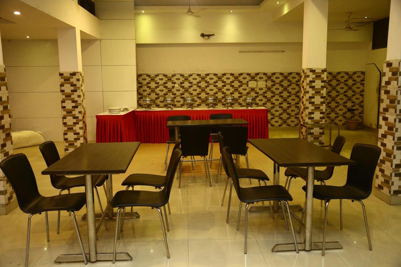 Hotel Smart Inn 2 New Delhi Exterior photo
