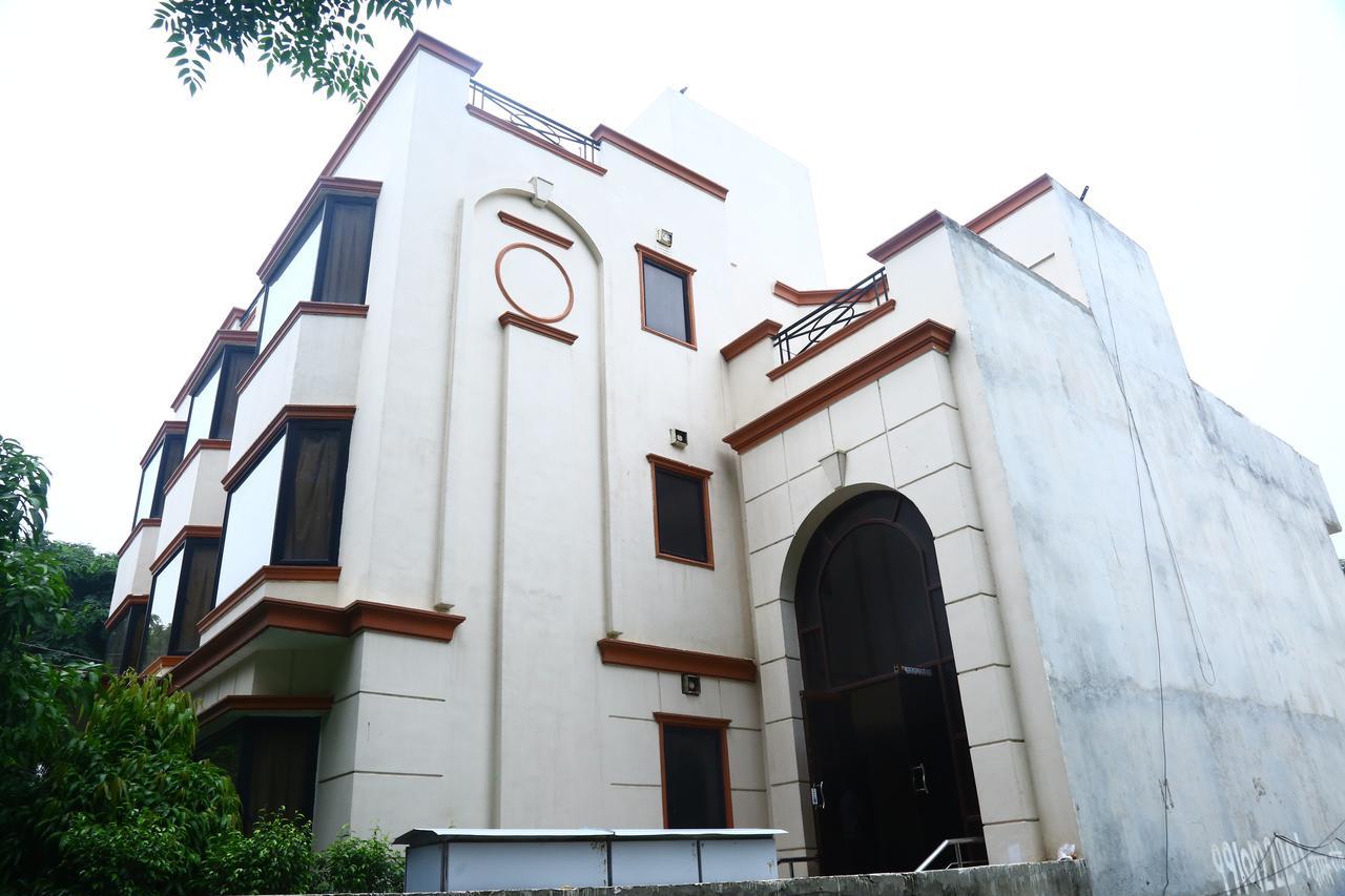 Hotel Smart Inn 2 New Delhi Exterior photo